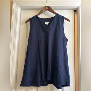 J Jill breezy mixed media sleeveless v-neck top. Navy blue. 100% cotton.